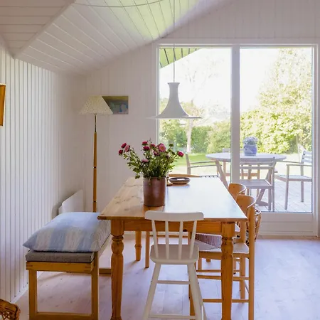 Feriehus Idyllic Summer House On The Coast Of West Zealand